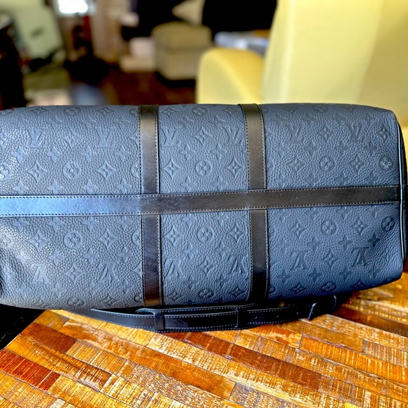 Louis Vuitton Shadow Keepall Bandouliere 50 Monogram - Picture 6 of 7